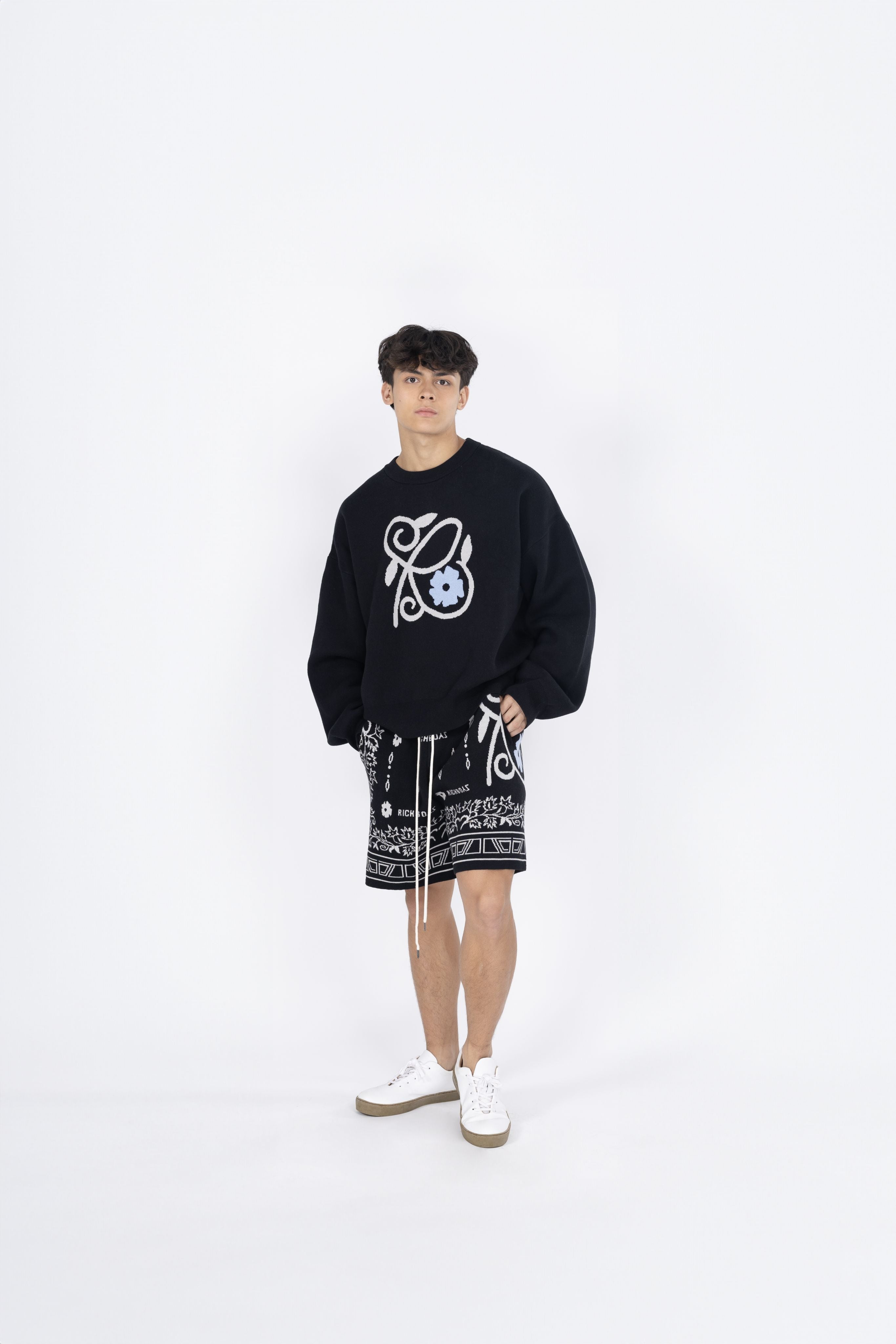 Knitted Porcelain Sweater - Graphite