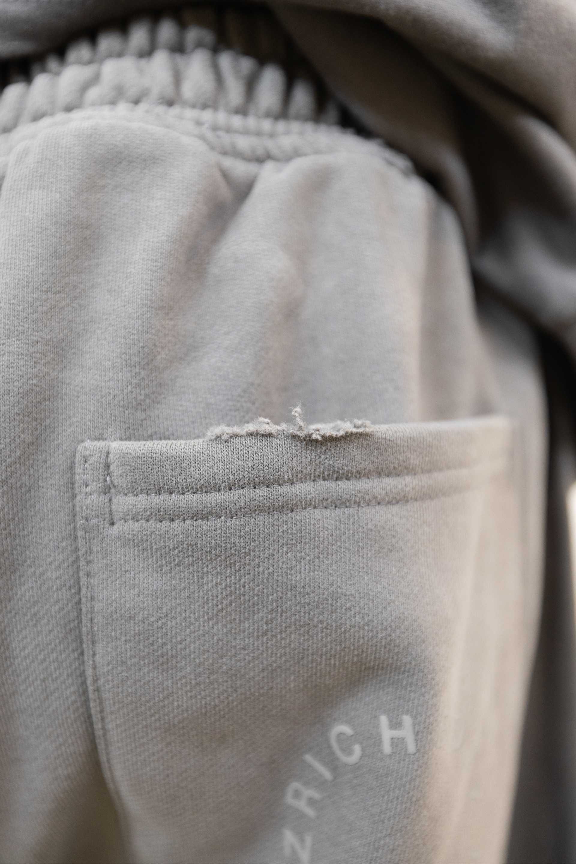 RELAXED SWEATPANTS - SMOKE