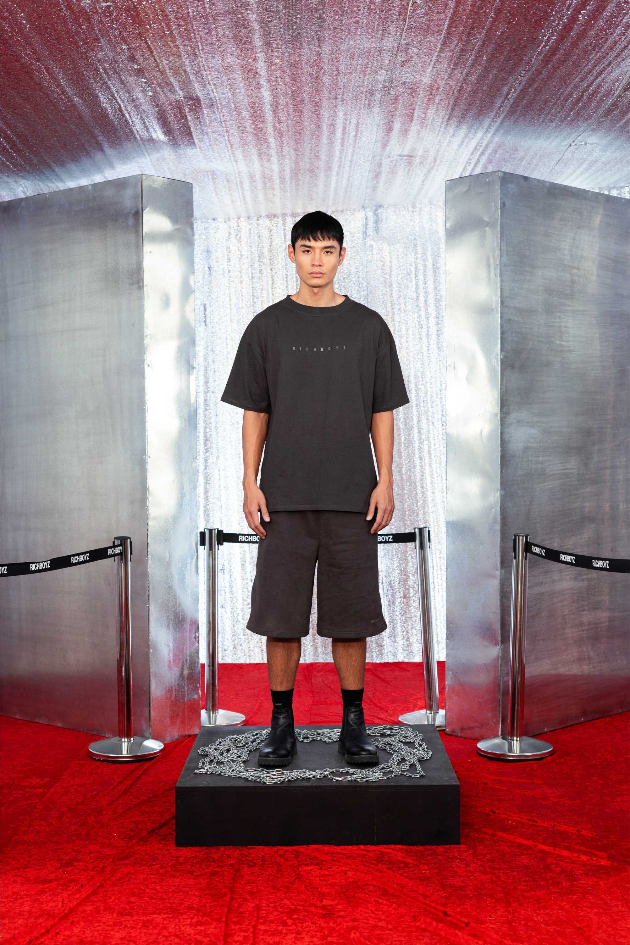 SIGNATURE SHORTS - COAL