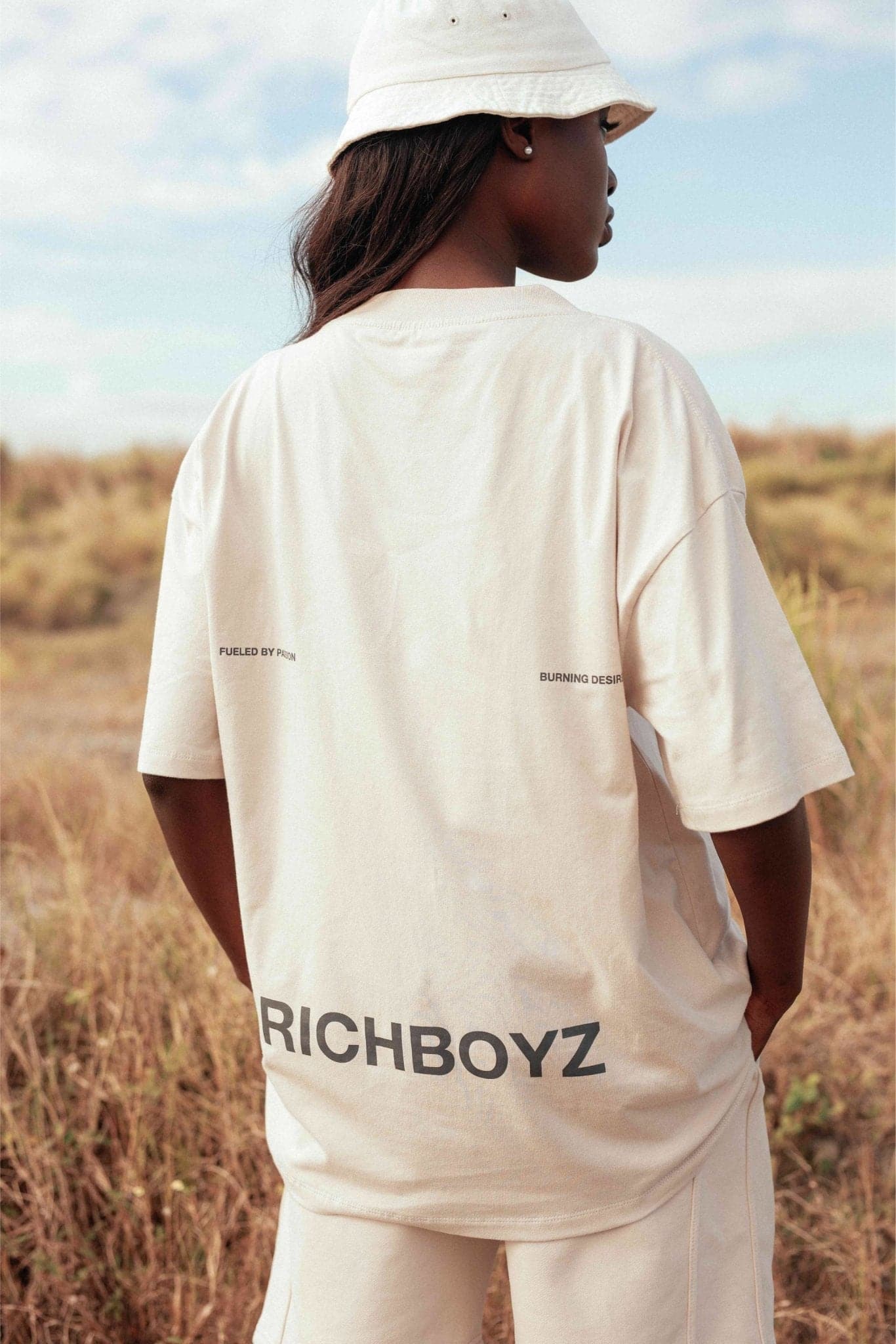 RELAXED DROP SHOULDER TEE - PALE OAK - Richboyz