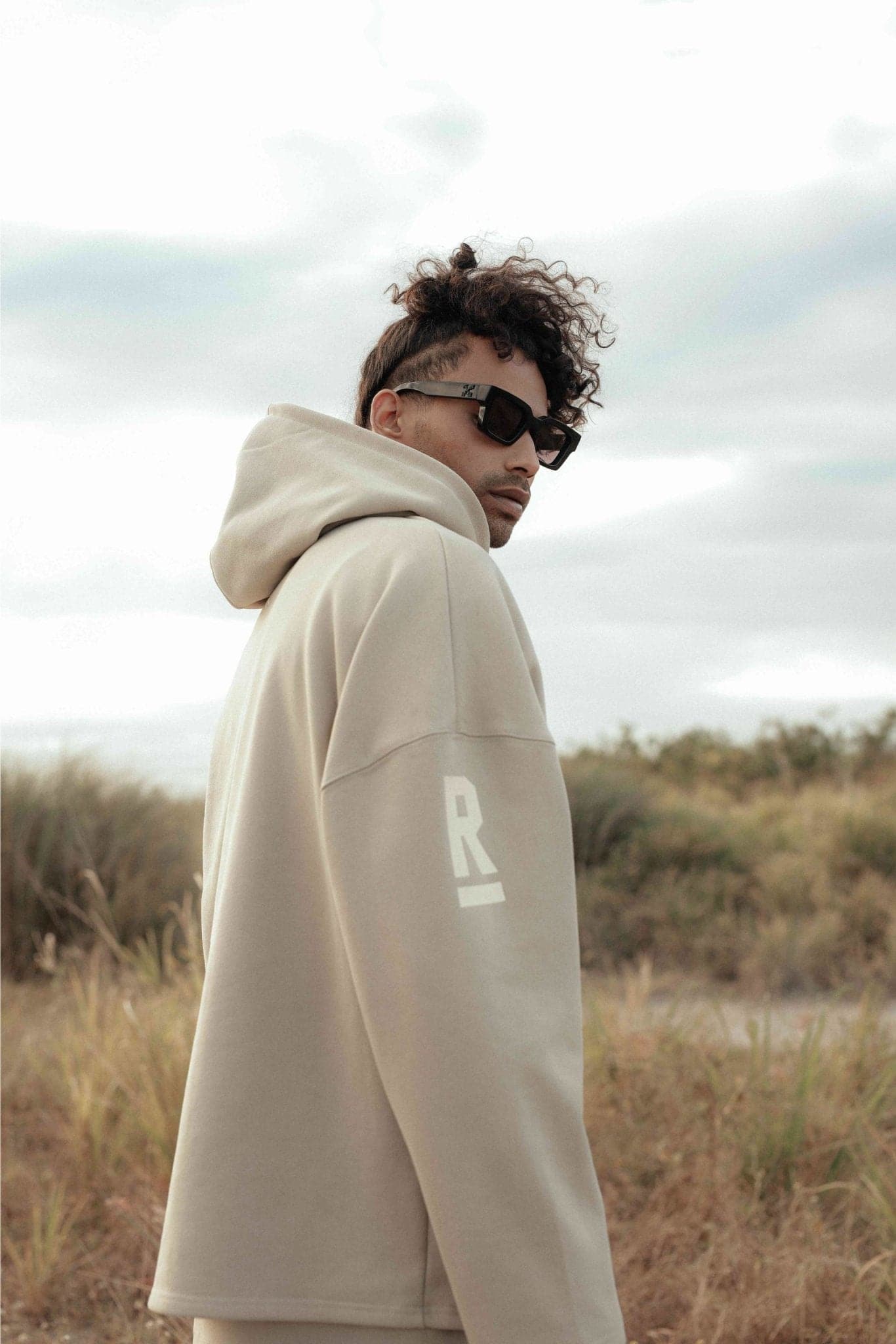 RELAXED HOODIE - FOG - Richboyz