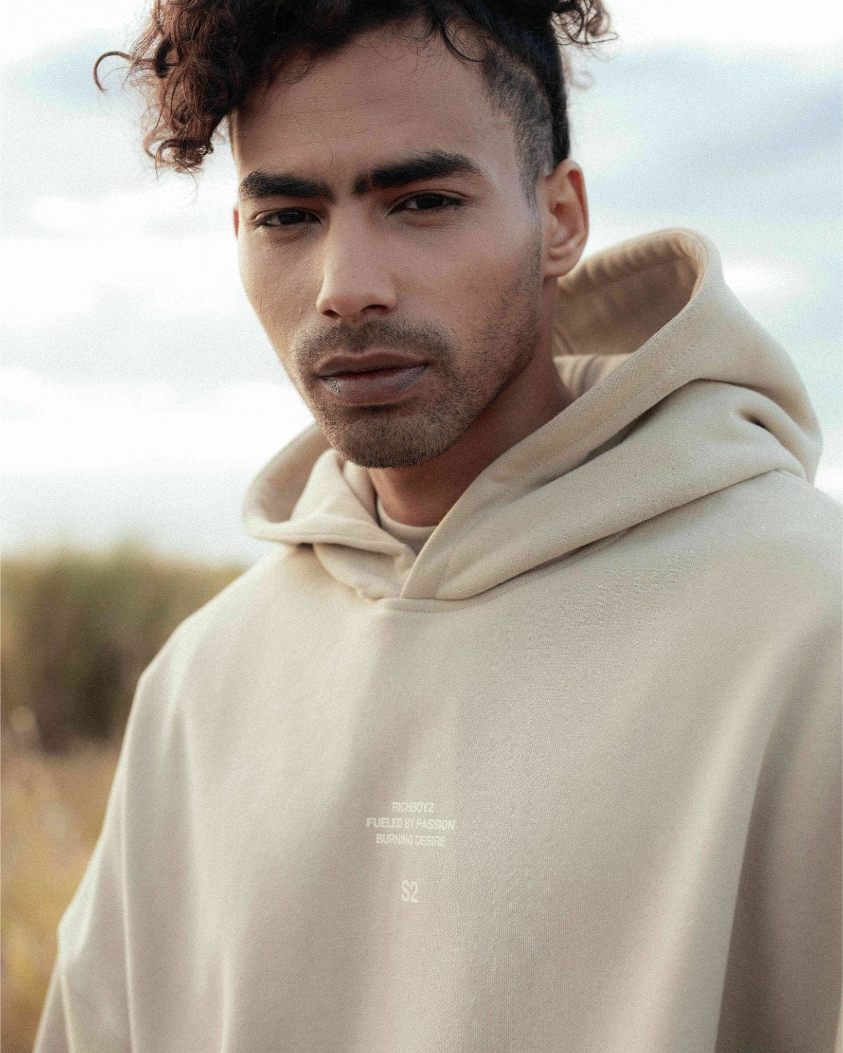 RELAXED HOODIE - FOG - Richboyz