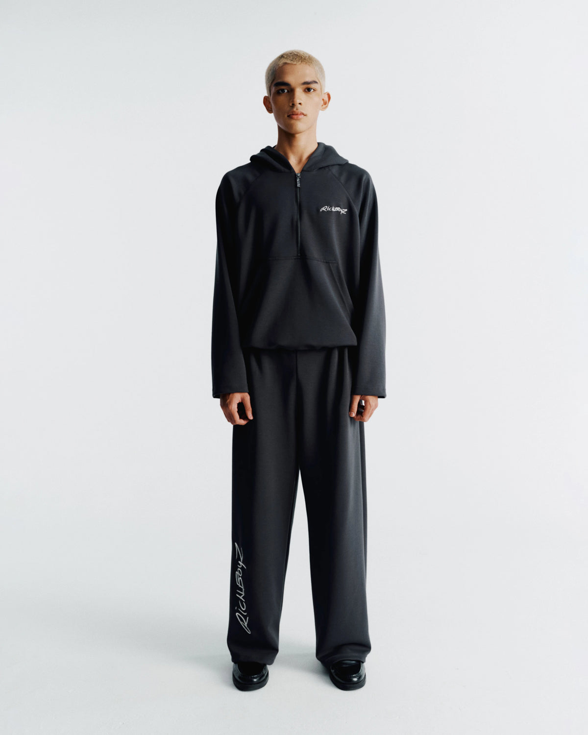 Airy Quarter Zip Hoodie - Smoke